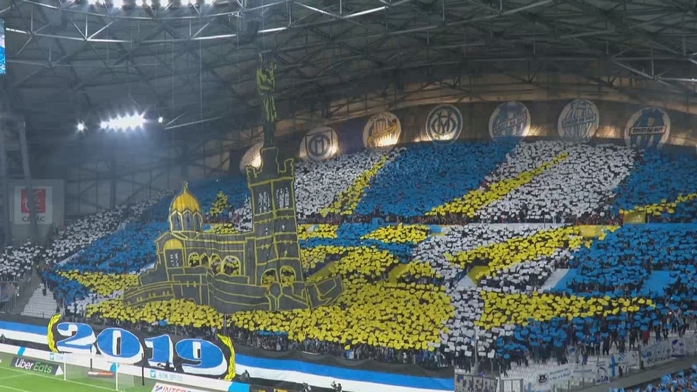 Le tifo sur le virage Sud Le tifo sur le virage Sud