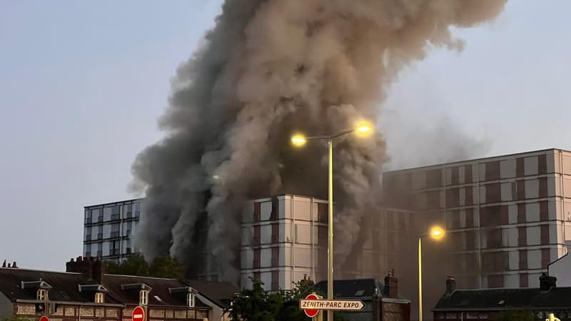 Incendie des immeubles Verre et Acier à Rouen: un syndicat enseignant porte plainte pour mise en danger de la vie d'autrui