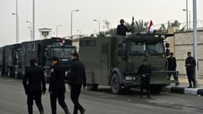 Des policiers égyptiens déployés au Caire le 16 février 2014. (Photo d'illustration)