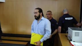 Disparition de Mathis: son père reste muet à la barre