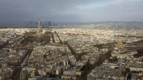 Le métro du Grand Paris fait son trou à travers la banlieue .