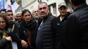Olivier Mateu, secrétaire général de l'Union départementale des Bouches-du-Rhône de la CGT, lors d'une manifestation le 18 mars 2023 à Marseille