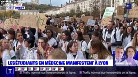 Les étudiants en médecine manifestent à Lyon