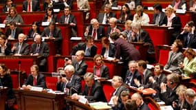 Les députés ont engagé mercredi soir l'examen de la proposition de loi de l'UMP Eric Ciotti qui propose d'instaurer un service citoyen d'une durée de six à douze mois pour les mineurs délinquants. /Photo d'archives/REUTERS/Charles Platiau