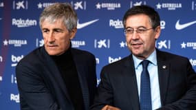 Quique Setién et Josep Maria Bartomeu, à Barcelone le 14 janvier 2020