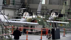 Un Rafale en cours d'assemblage à l'usine de Merignac. 