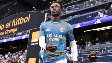 Eduardo Camavinga entrant sur le terrain du Real Madrid, 20 septembre 2025
