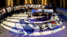 Le corps de Maradona doit être conservé