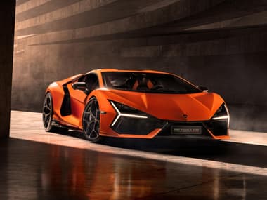 Lamborghini a dévoilé ce mercredi la Revuelto, sa nouvelle supercar hybride