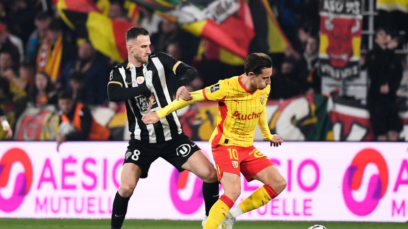 Image pour l'article : DIRECT. Lens-Angers: le récital des Sang et Or, largement en tête à la pause