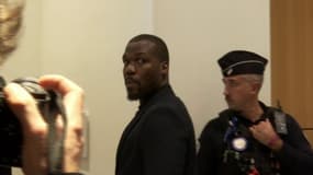 Procès Pogba : la mère de Paul Pogba, ainsi que son frère Mathias arrivent au tribunal correctionnel de Paris