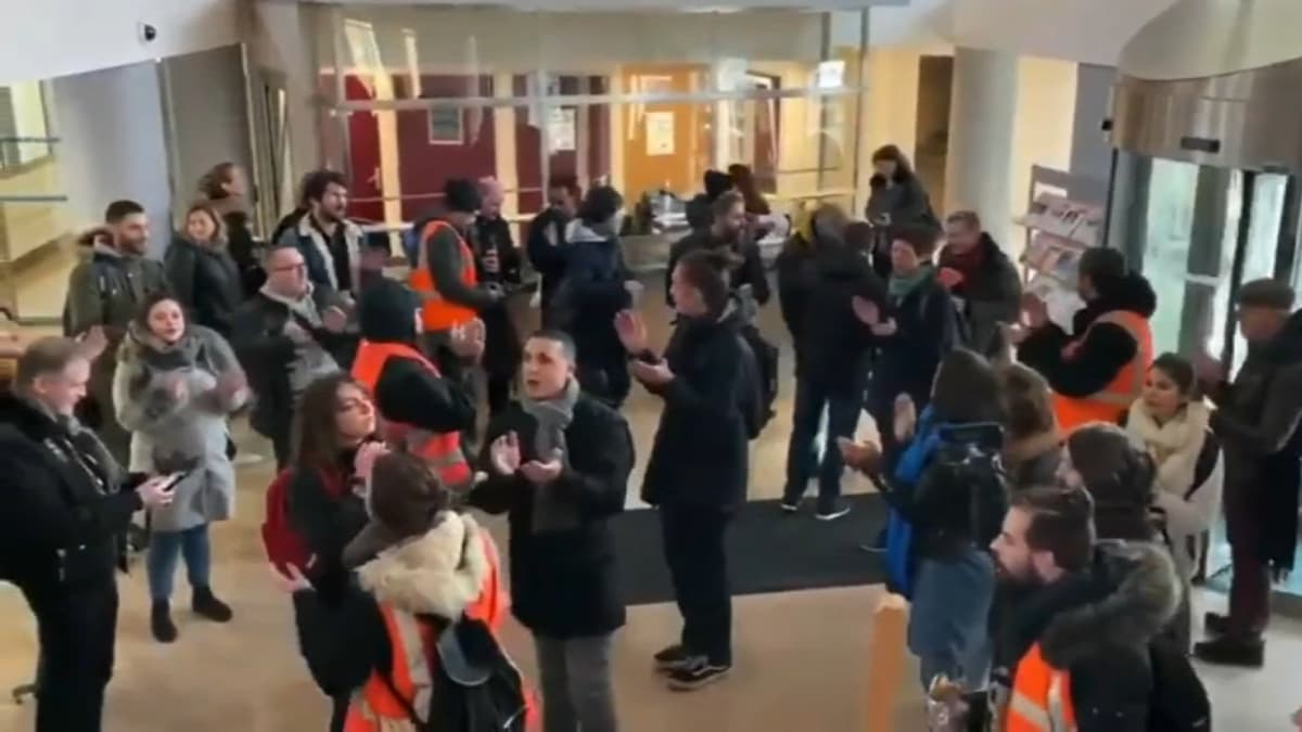 placeholder video