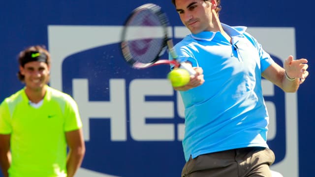 Roger Federer a dominé Rafael Naadal dans un match de charité