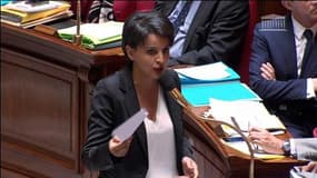 Collège: Vallaud-Belkacem regrette un  "dialogue de sourd" avec l'opposition