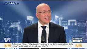 Politiques au quotidien: "Aujourd'hui, je ne rémunère aucun membre de ma famille", Éric Ciotti