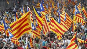 Manifestation de séparatistes catalans à Barcelone. Des Flandres à l'Ecosse en passant par la Catalogne, le séparatisme ne cesse de gagner du terrain dans une Europe affaiblie par une grave crise économique et sociale. /Photo prise le 11 septembre 2012/RE