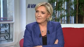 Marine Le Pen vendredi soir sur BFMTV depuis son QG de campagne parisien.