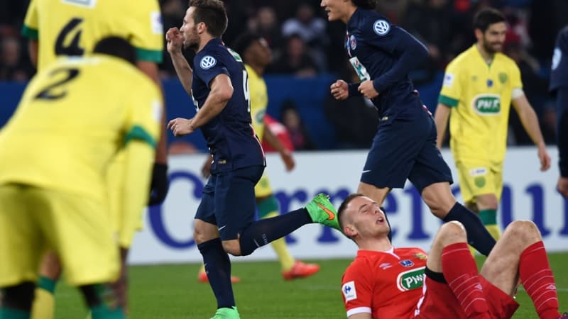 Yohan Cabaye et Edinson Cavani