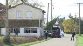 La maison abandonnée à Birac-sur-Trec où a été retrouvé le corps de la victime. 