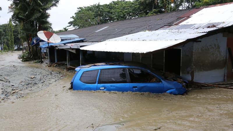 Inondation à Sentani, en Indonésie, le 19 mars 2019.