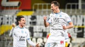 Arkadiusz MILIK et Florian THAUVIN le 03 février 2021.