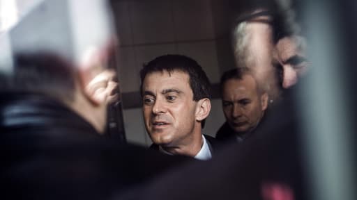 Le ministre de l'Intérieur Manuel Valls, lors d'un déplacement en banlieue nord de Paris, le 15 avril dernier.