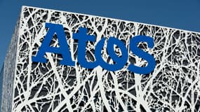 Le logo de la société Atos pris en photo en 2019