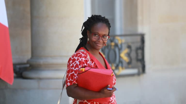 Sibeth Ndiaye, alors porte-parole du gouvernement, a quitté le Conseil des ministres à l'Elysée, le 24 juin 2020