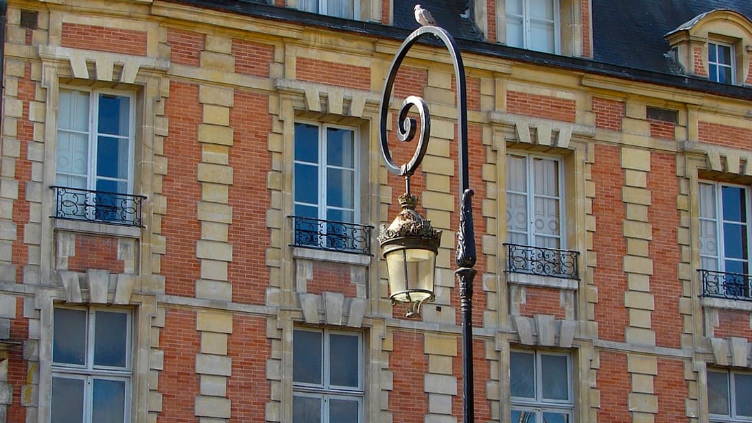 Hôtel Coulanges à Paris, place des Vosges Hôtel Coulanges à Paris, place des Vosges