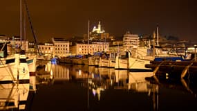 Le vieux port de Marseille de nuit. (Photo d'illustration)