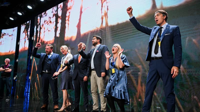 Suède: élections législatives très serrées, la droite et l'extrême droite aux portes du pouvoir