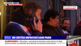 "[Les policiers] refusent de me dire pourquoi ils sont nassés", Thomas Portes (LFI) à la rencontre des manifestants retenus par la police 