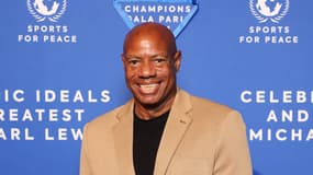 Mike Powell lors d'une soirée en marge des Jeux olympiques, le 3 août 2024.