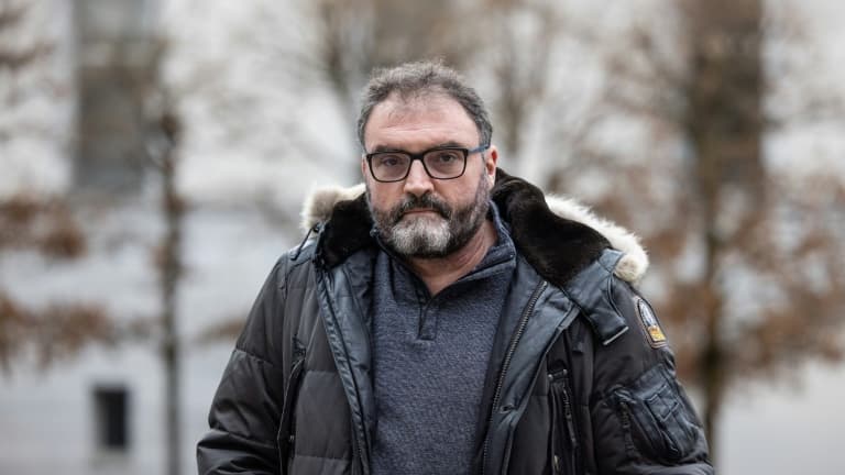 INFO BFMTV. "IL FAUT QUE J'AILLE ME BATTRE UNE DERNIÈRE FOIS": LORS DE SON PROCÈS, FRÉDÉRIC PÉCHIER "L'ANESTHÉSISTE DE BESANÇON" VEUT LIVRER "SA VÉRITÉ"