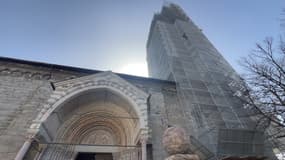 La cathédrale d'Embrun bientôt finie d'être rénovée après quatre ans de travaux.