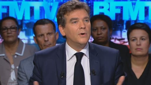 Arnaud Montebourg sur le plateau de BFM Politique à Paris le 6 octobre 2013.