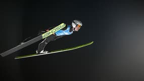 Kristoffer Eriksen Sundal, lors de la Coupe du monde de saut à ski, le 23 novembre 2023. 