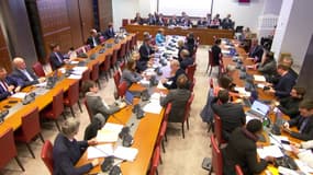 "Qu'est-ce que vous faites là?": un député communiste s'en prend à Olivier Dussopt lors d'une commission dédiée à la réforme des retraites