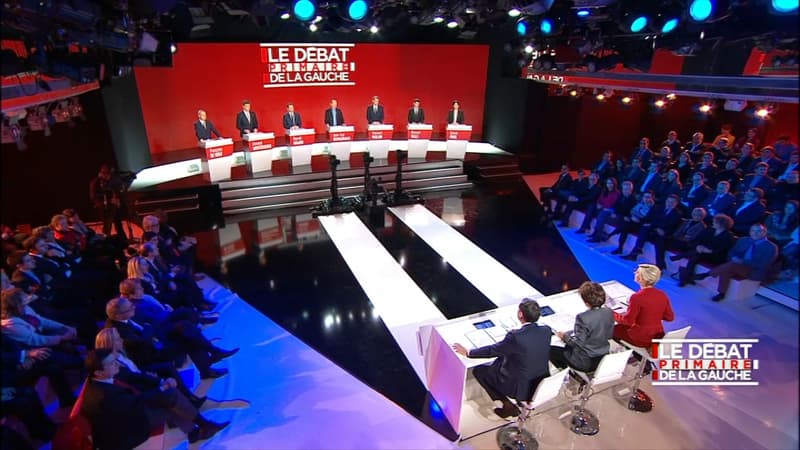 Les sept candidats à la primaire à gauche, lors du deuxième débat. 