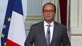 Le président François Hollande régit à la publication de la photo d'un enfant syrien de 3 ans découvert mort sur une plage turque.