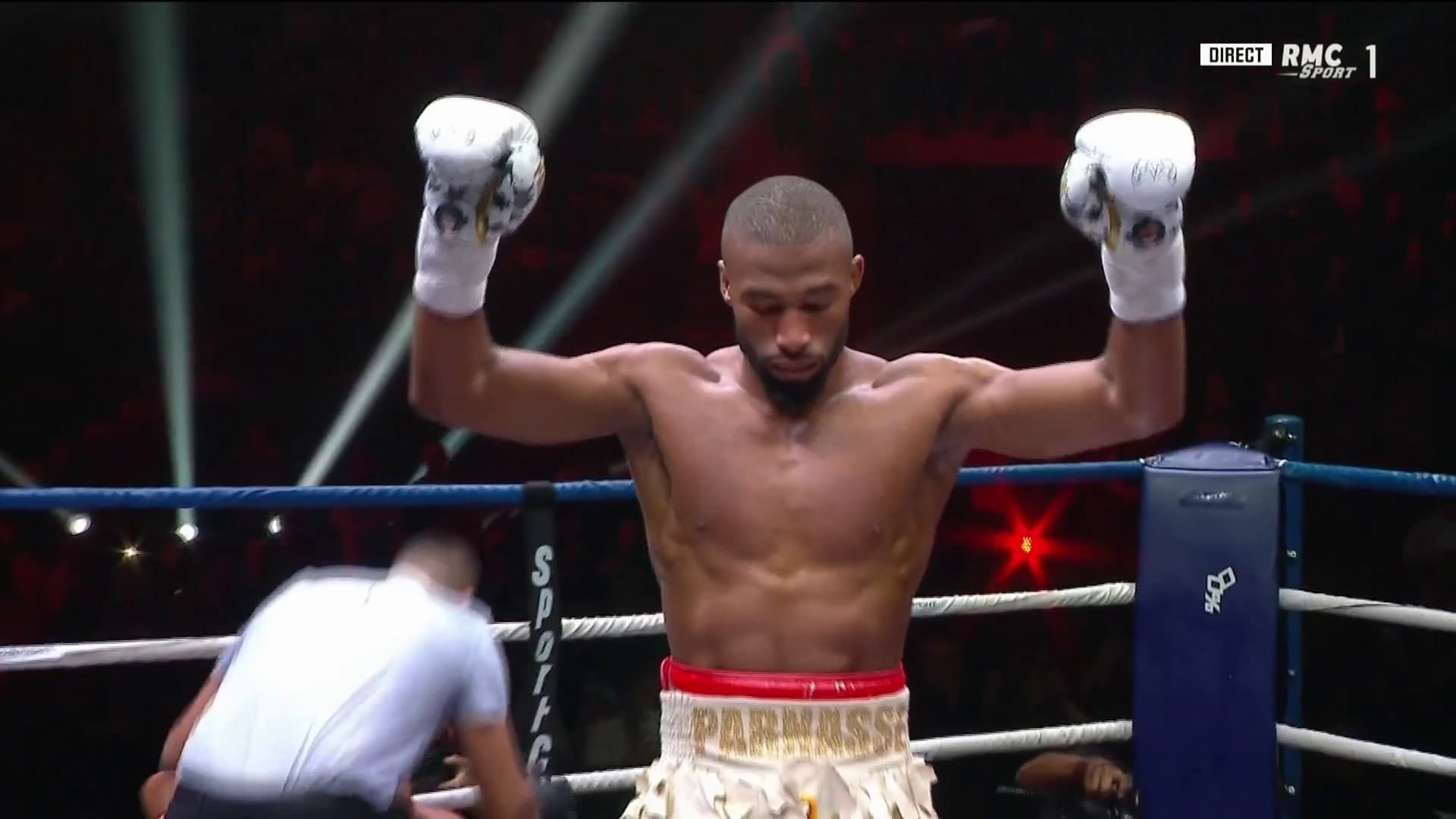 PARNASSE-PETITJEAN: LE TRIOMPHE DE SALAHDINE PARNASSE POUR SON PREMIER COMBAT DE BOXE ANGLAISE!