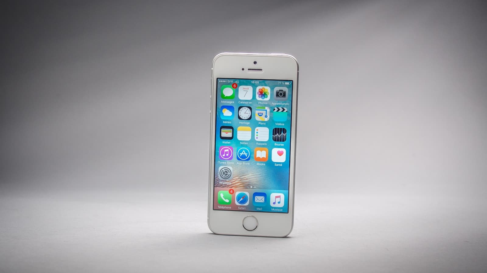 Apple iPhone SE