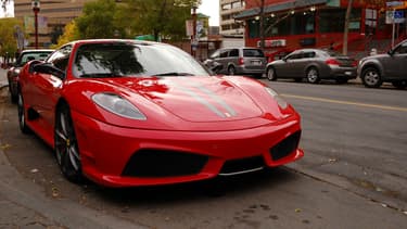 Un automobiliste a été dédommagé de 2000 euros après avoir abîmé sa Ferrari sur un dos d'âne. Photo d'illustration