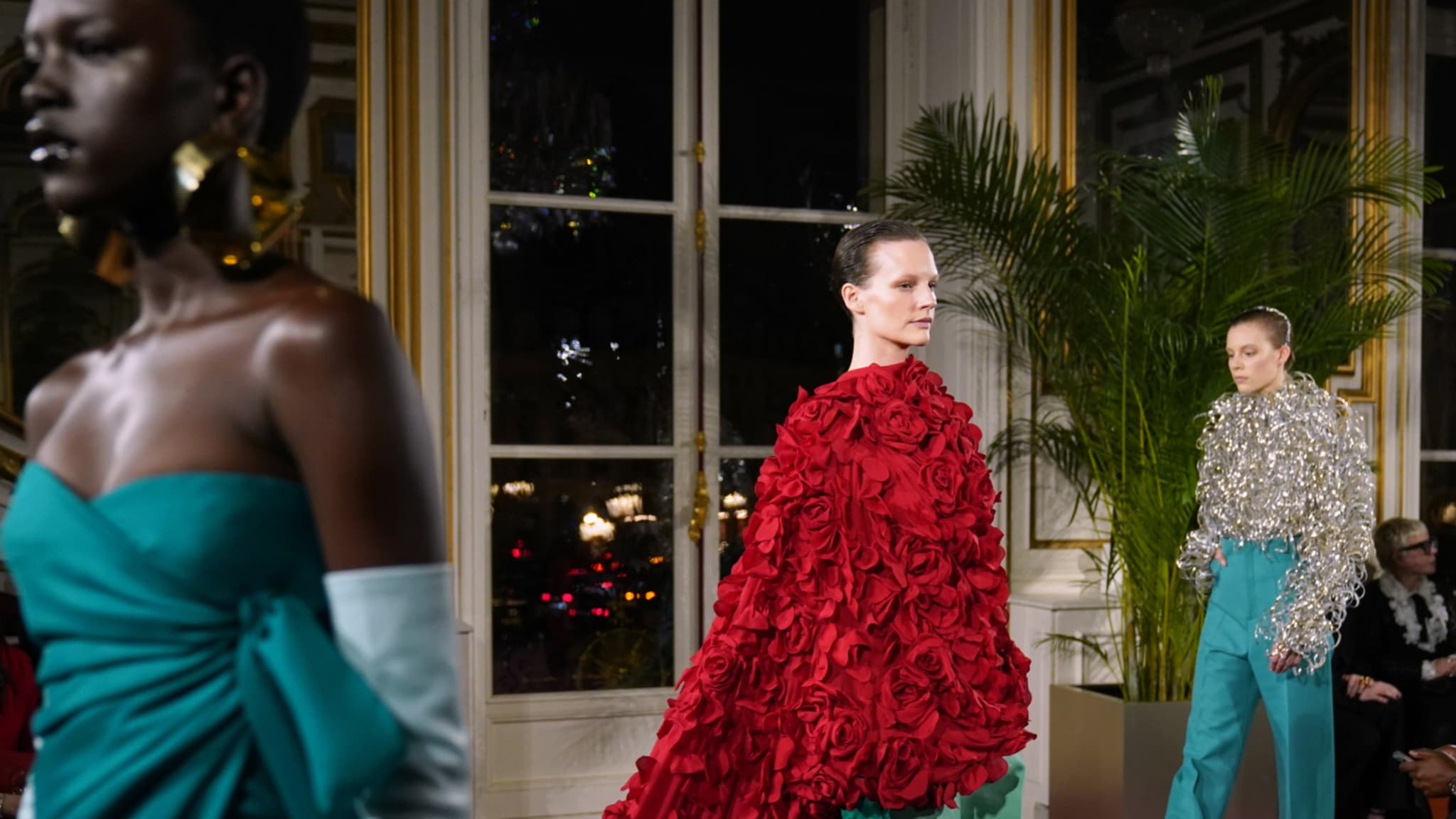 Valentino défilé couture printemps-été 2024.