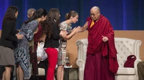 Le dalaï-lama reçoit des fidèles dans le monde entier.