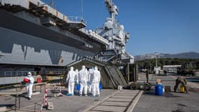Une unité de désinfection arrive au Charles-de-Gaulle, le 15 avril 2020.