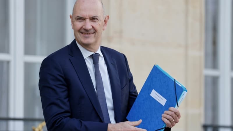 Devant ses camarades européens, le ministre démissionnaire de l'Economie l'assure: 