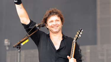 Bertrand Cantat sur scène lors du Festival des Vieilles Charrues en 2014.