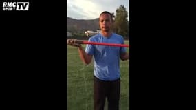 Un ancien champion olympique arrache une dent de sa fille avec un javelot