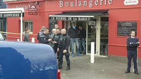 La boulangerie de Marignane, où s'est déroulée une attaque à la kalachnikov contre un homme de 36 ans, lors d'un possible règlement de comptes.